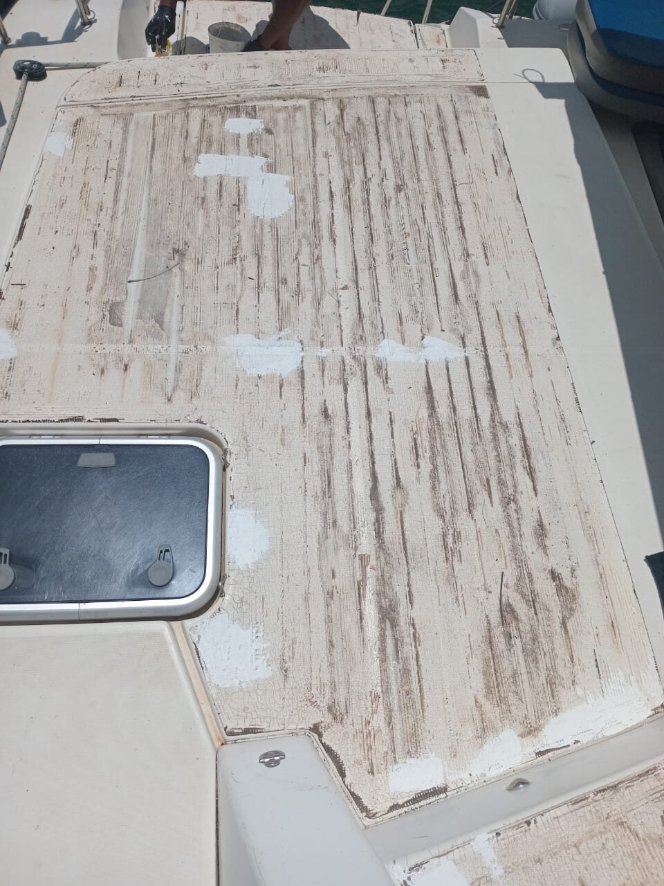 Weathered deck before renovation